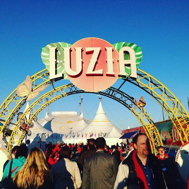 Thanks to everyone! We hope to see you in #MTL in 2017 for our 375th! bit.ly/1SSRwJc #RVCMTL2016 #375mtl