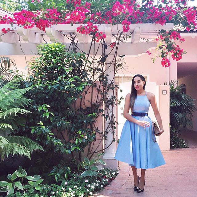 ICINGstores's tweet photo. .@EKeeneStyle wows us with accessories from Icing! #icingstyle #ootd https://t.co/xdTevDqUrz