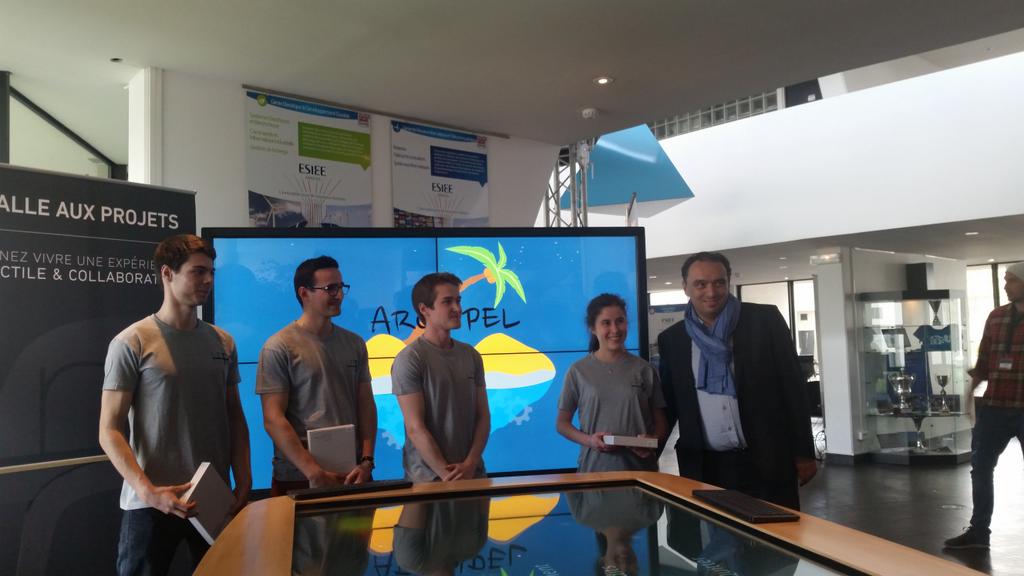 hautsdefrance's tweet photo. Les étudiants @utc_compiegne remportent le concours "Table Tatin" avec leur jeu "Archipel" @gdelbar. #Connexions https://t.co/48tIoTzZiB
