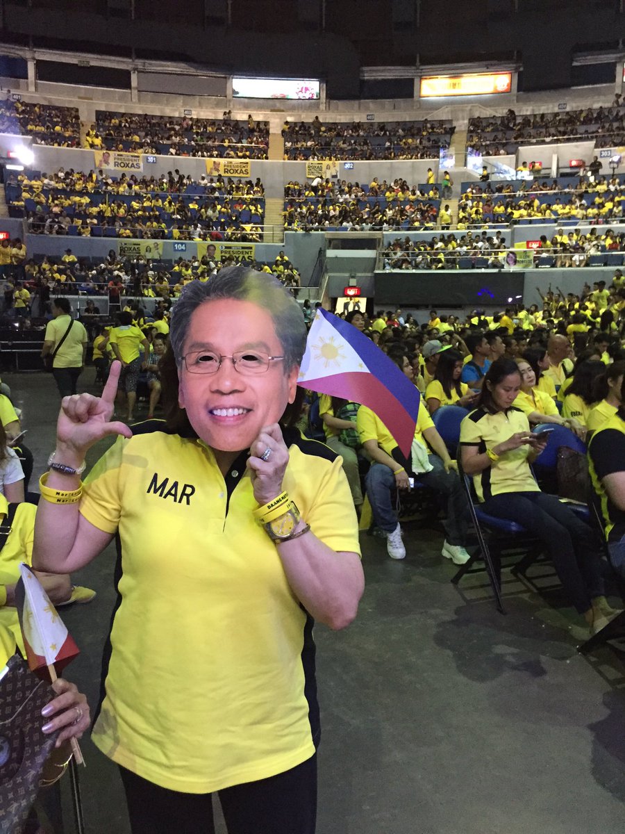 vssarabia's tweet photo. Sino pa ? #PHVoteMarLeni #LetsVote5 @leahnavarro @winformar2016 @edythe9 @Korina_Sanchez @xypotecka @MavicMBautis23 https://t.co/QzGxuDzQ2u