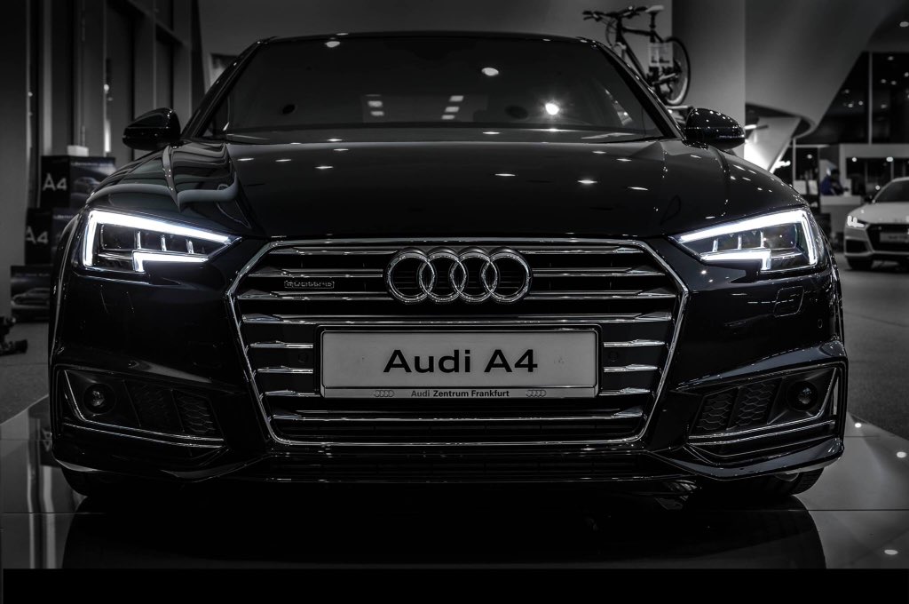 PosBadAudi's tweet photo. ⚫️ The all New Audi A4 Sedan with a V6 3.0l TDI 272Hp and Quattro System ⚫️ https://t.co/zfDz91hbWE