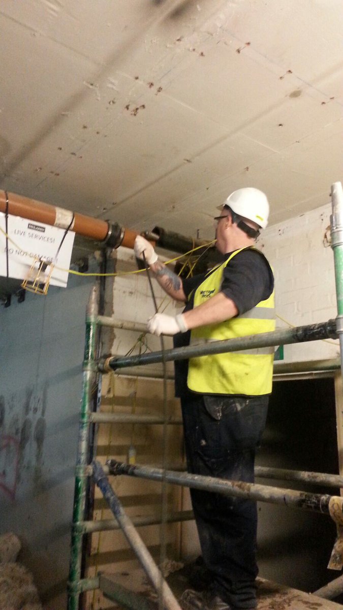 MetroRodLondonC's tweet photo. Our #drainage engineers carrying out a CCTV works at Camden Town Hall with the latest #PearPoint Push Rod https://t.co/DRpcORK9R8