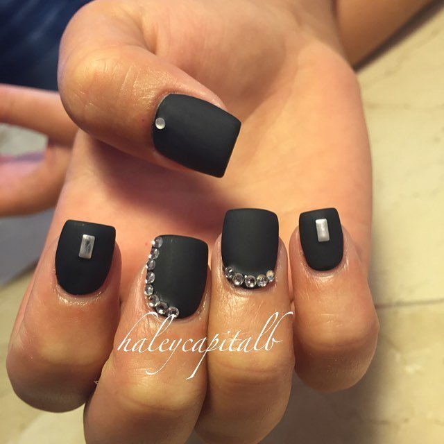 nailartsyfartsy's tweet photo. haleycapitalb: #matteblacknails #promnails #NailsByHaley #TheWorksSalon #NailArtist #NailArt #NailPosts #InstaNails… https://t.co/n96lNf0YQ3