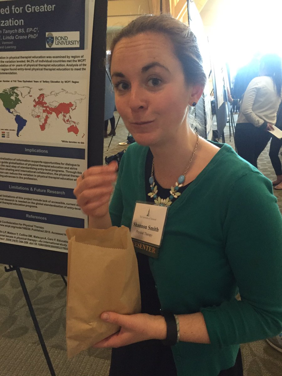 harry_brownMN's tweet photo. Free popcorn! #uvmresearch @uvmvermont https://t.co/BOoJq6JBCb