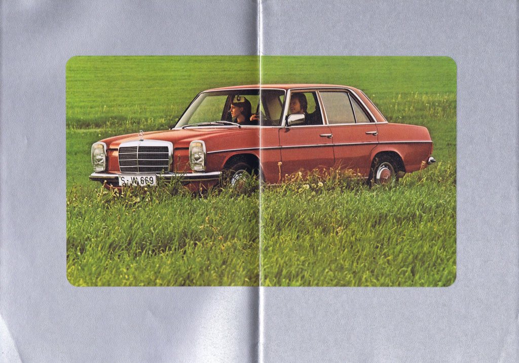 1988bmw520i's tweet photo. W115コンパクトの1973年のカタログ。縦目の中では最後まで製造されたモデルで、この後期型からはW116の安全思想を随所に取り入れていました。
#旧車ブローシュア #w114 #w115 #stroke8 #eクラス https://t.co/1stDYCu4Rr