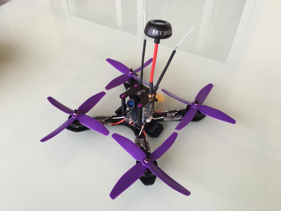 dronexlabs's tweet photo. New game changing X frame in the works (Hyper X "Diablo") designed by our very own #DXLTeamPilot El Verde #FPV! https://t.co/hPL2RXuB44