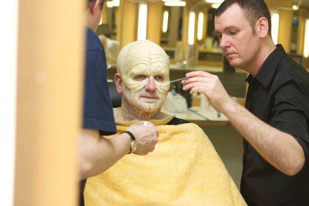 starwars's tweet image. #ThrowbackThursday: Makeup is slower than Force lightning, but much safer.