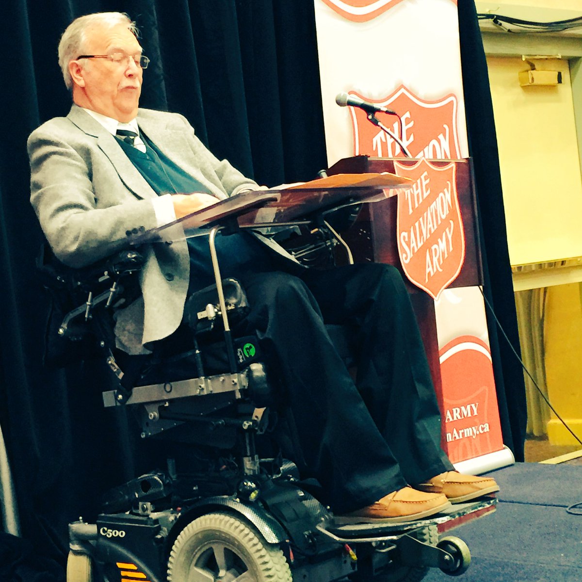 preachrman's tweet photo. Mr. Ed Smith absolutely captivates the audience at the SA St. John's Red Shield Luncheon @SalArmyNL #SANL #RedShield https://t.co/GJ51EcB9vf