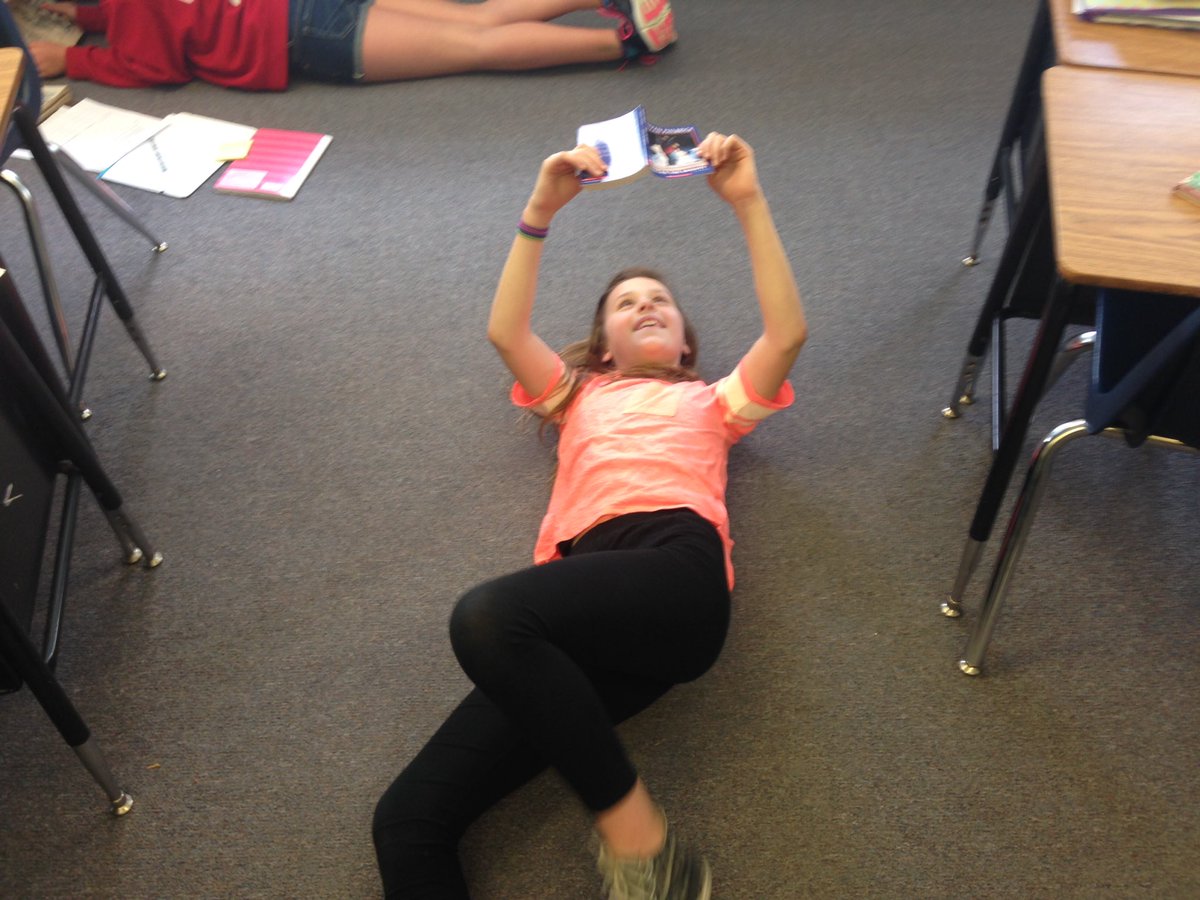 Reber_4thGrade's tweet photo. This is what I love seeing in my classroom! #bookclubs #wlcardpride https://t.co/RsbmRVue6P