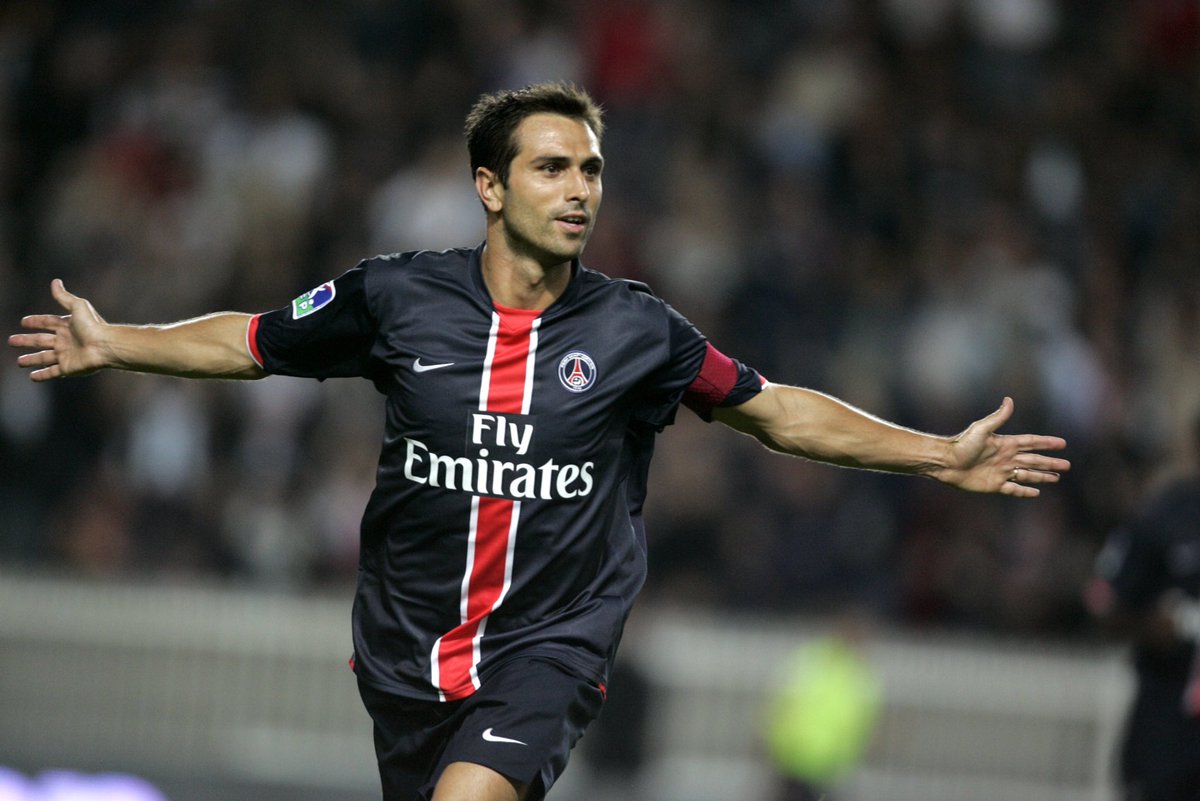 Footballogue's tweet image. [#HB] Joyeux anniversaire à Pauleta qui fête aujourd'hui ses 43 ans !
