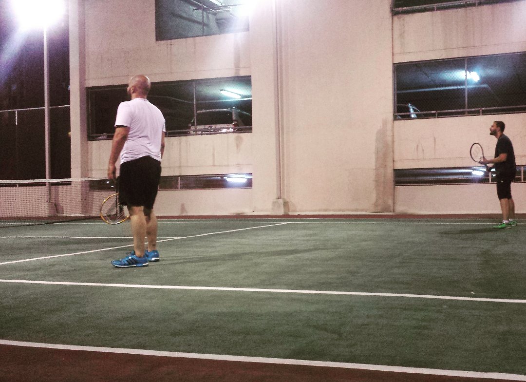 rootstack's tweet photo. A good way to combine work and sports between coworkers #rootsports #rootstack #tennis https://t.co/hZ1Vr4NfCP