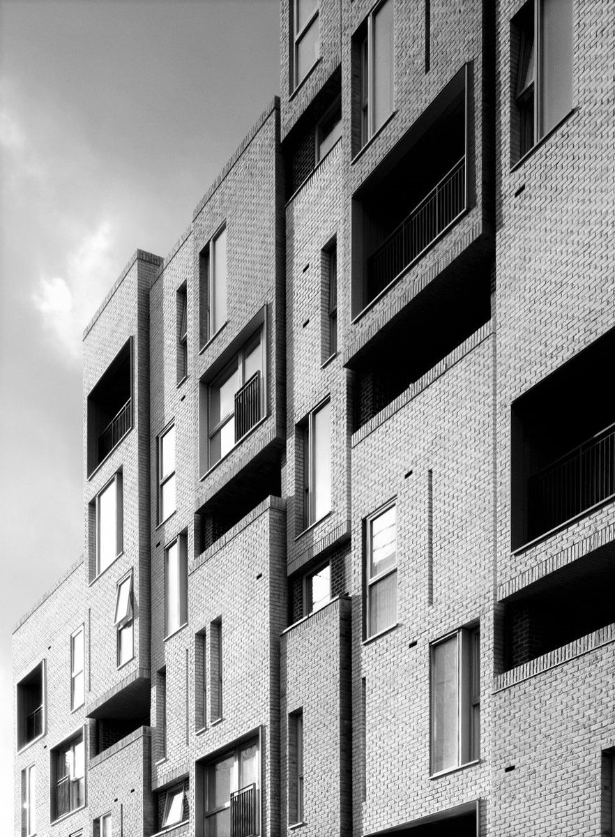 'Module of #Brick'
Bear Lane a great #highdensity #residentialscheme, thats grain & texture reflect an area. #archi