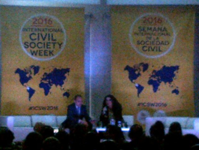 constanzavieira's tweet photo. Ali Zeddini, Nobel de Paz @ltfh_tunisie y Nabila Hamza inician conversatorio en Bogotá #WorldAssembly2016 #ICSW2016 https://t.co/qEC2qgXrel