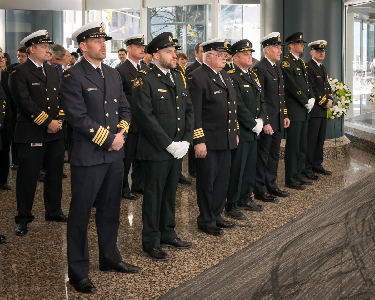 FishOceansCAN's tweet photo. Today #DFO and #CCG employees honour colleagues injured or killed in the line of duty #DayofMourning https://t.co/fzRC2tBJx0
