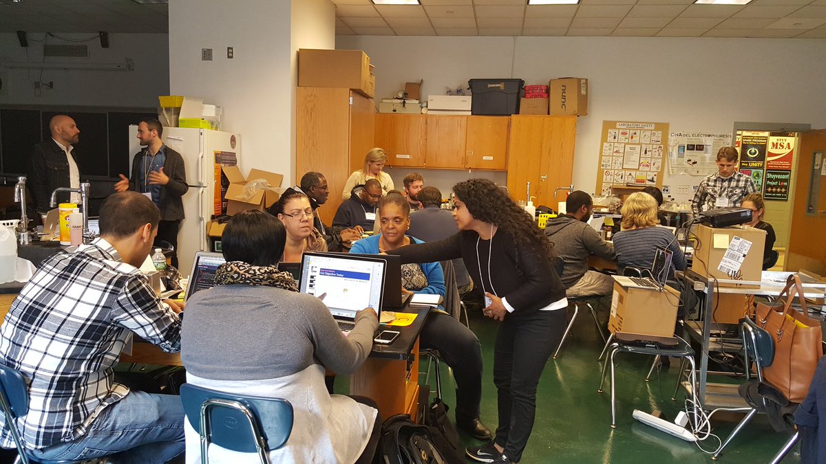 weareci's tweet photo. C/I is training some of the first CS teachers in NY!  So happy to be part of the STEM Institute this year! #CS4NYC https://t.co/v2NLVPxYDq