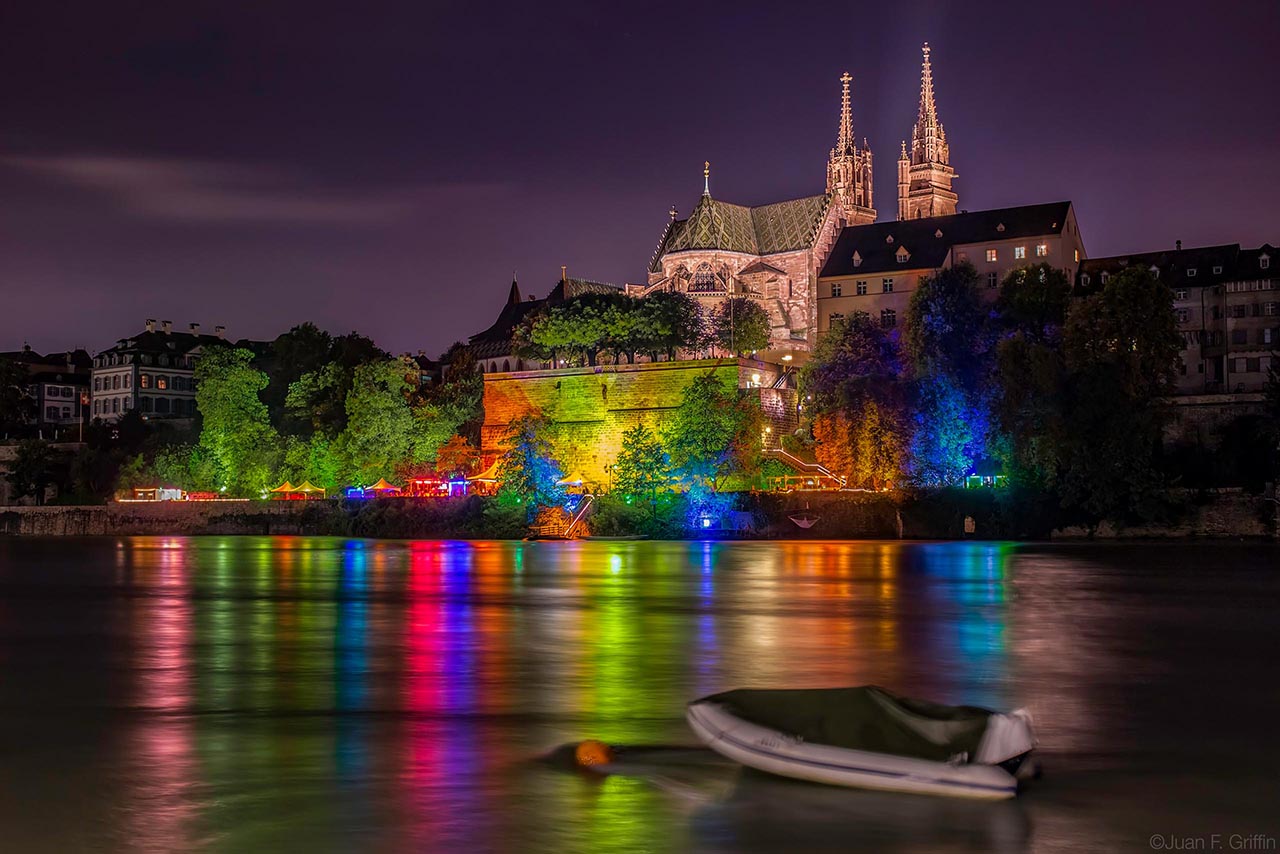 Juan F. Griffin on Twitter: "The Basel Minster Bar at night (Basel