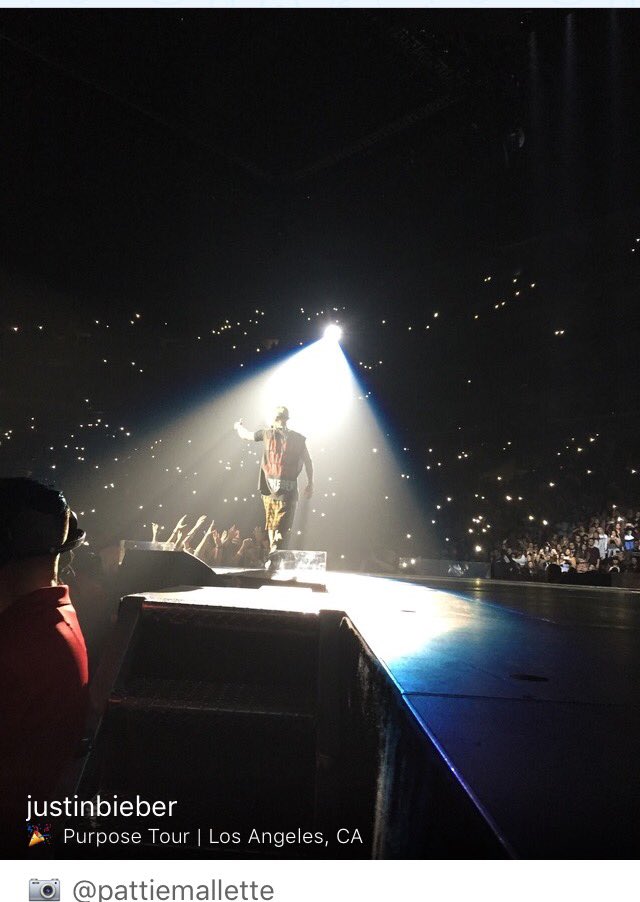 neverzaynevr's tweet photo. This looks amazing 
#JustinBieberLoveYou
#ShotsThrowback https://t.co/xAM6mpJ1HK