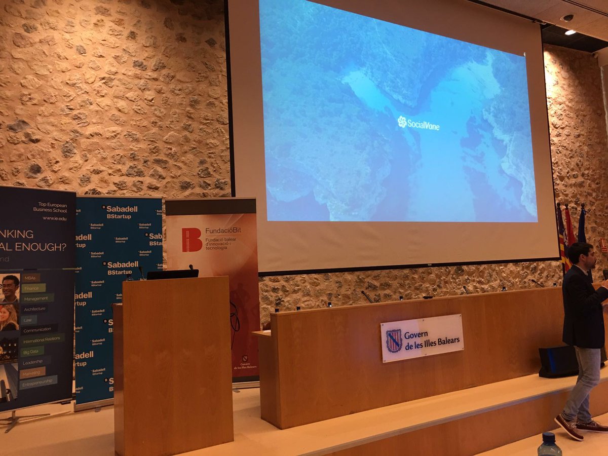 IE VNetwork tweet media