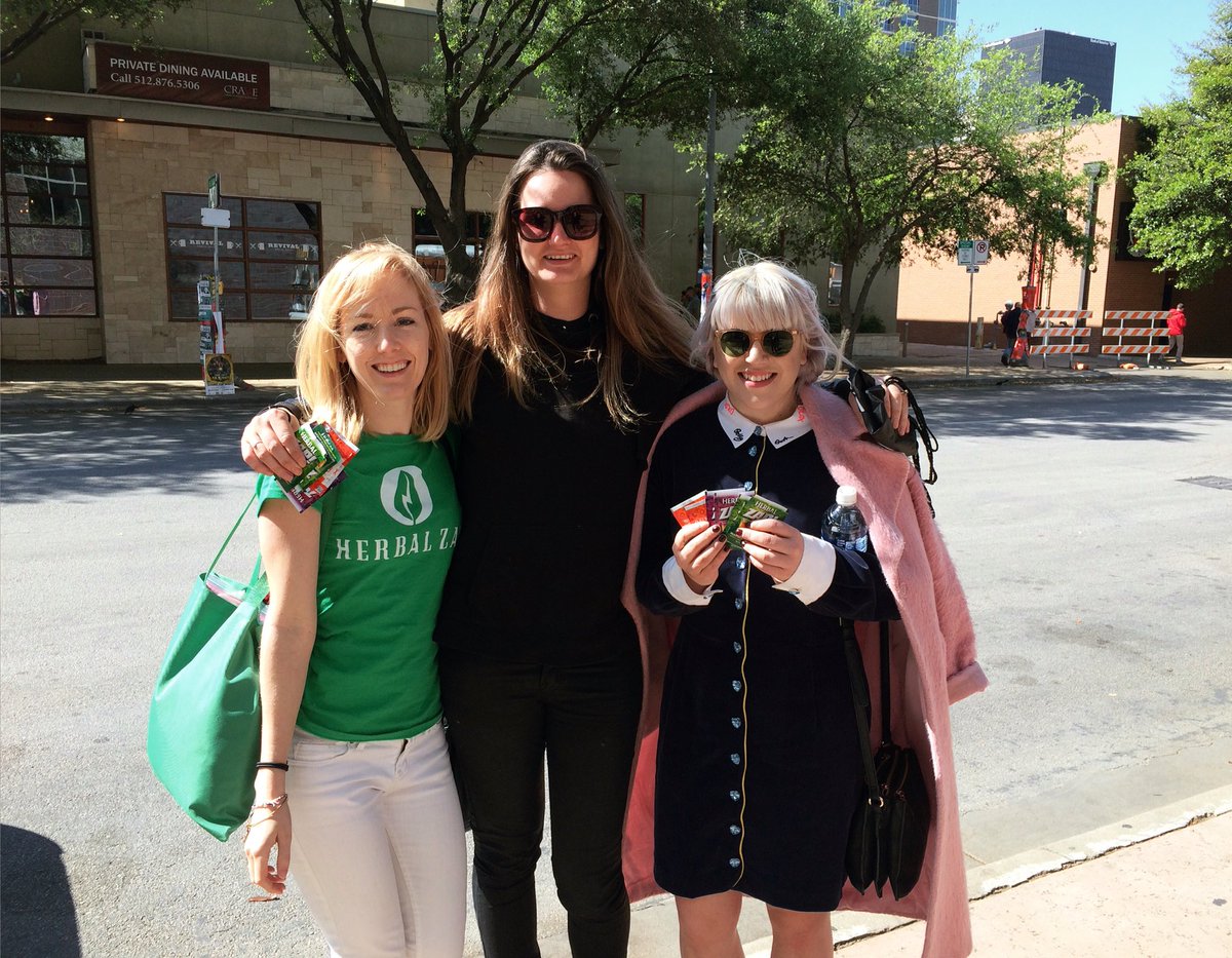herbalzap's tweet photo. Can't believe it's been over a month since the madness of #sxsw2016 ?! #austin #atx #SXSW https://t.co/BRUa7cjjoI