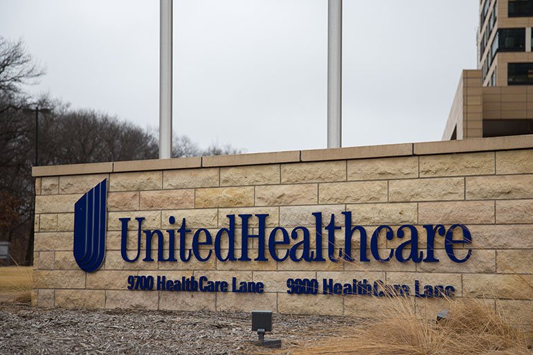 United’s #healthexchange exodus is bad news for patients and providers. hubs.ly/H02QXwZ0