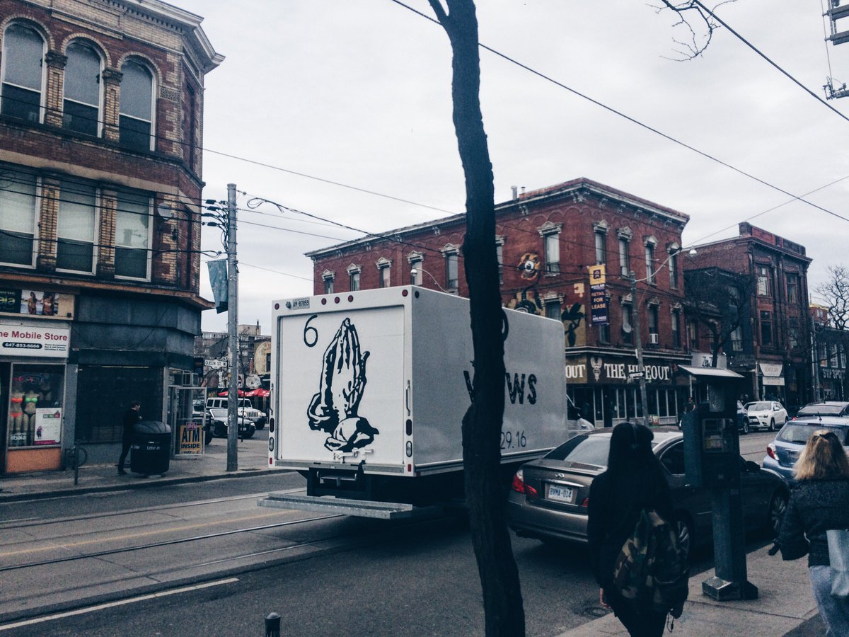 RAPSEASON tweet media