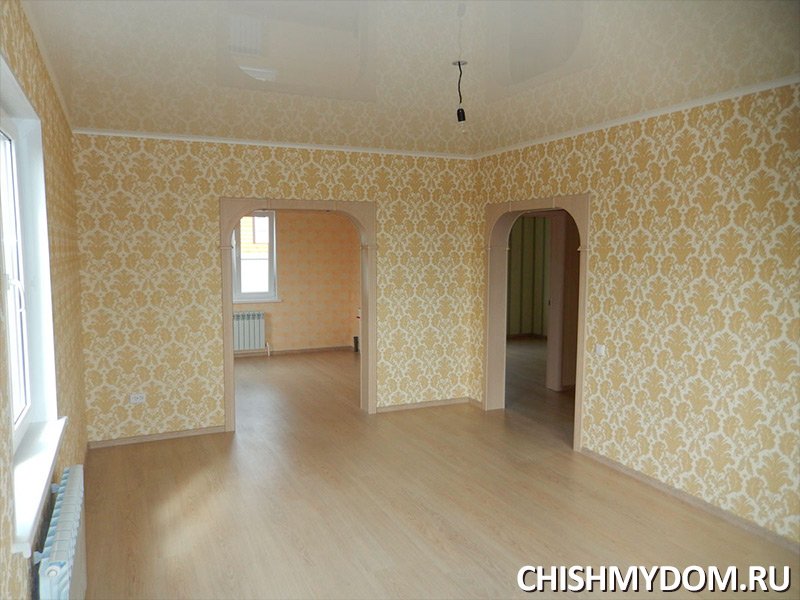 В гостиной установлены две арки - одна на кухню, вторая ведёт в холл.
#чишмы #чишмыдом #гостиная #арка #домподключ