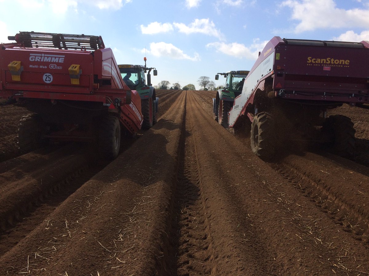 rwlservices's tweet image. Then onto a #Scanstone demo for @richardpazparry Hopefully impressed?!