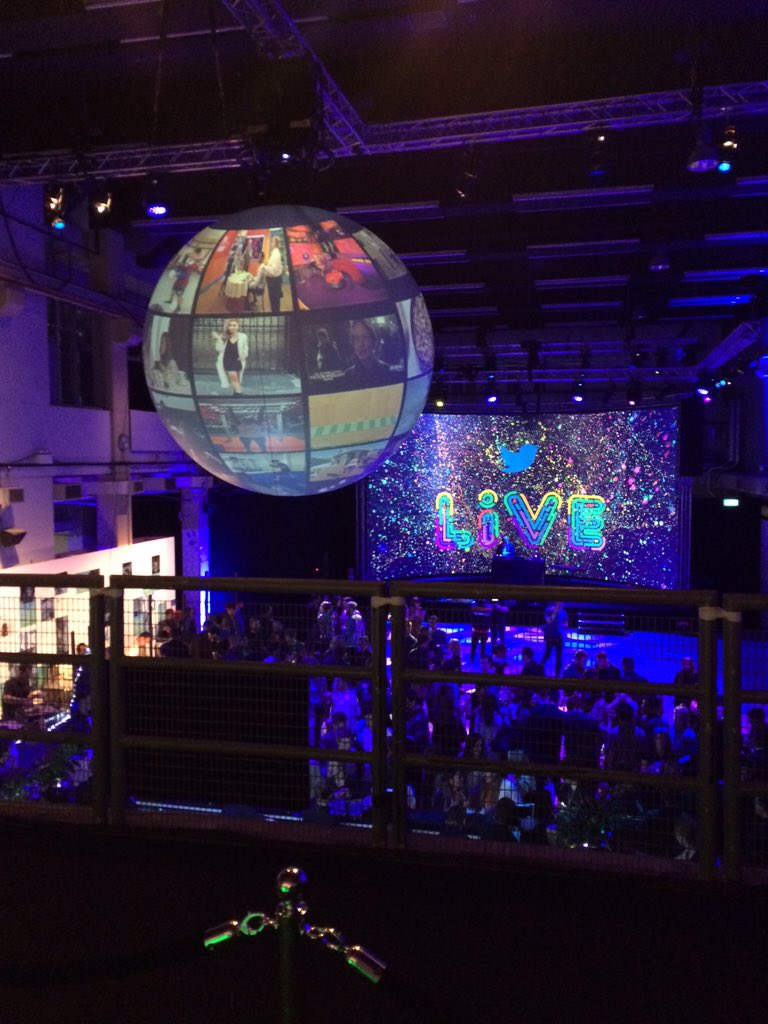 CWCaddle's tweet image. #TwitterLive party time