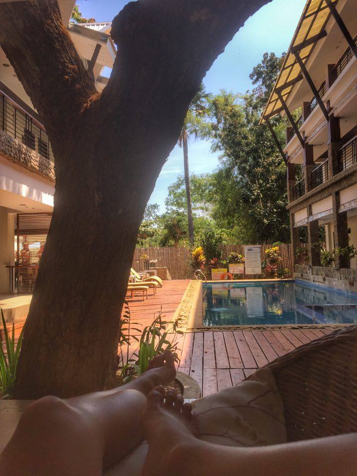 TheBusyYogi's tweet photo. Even yogis need a day off...
#noyogapantstoday #yogaislove #tbt #puertoprincesa https://t.co/JDmcr9DiQY