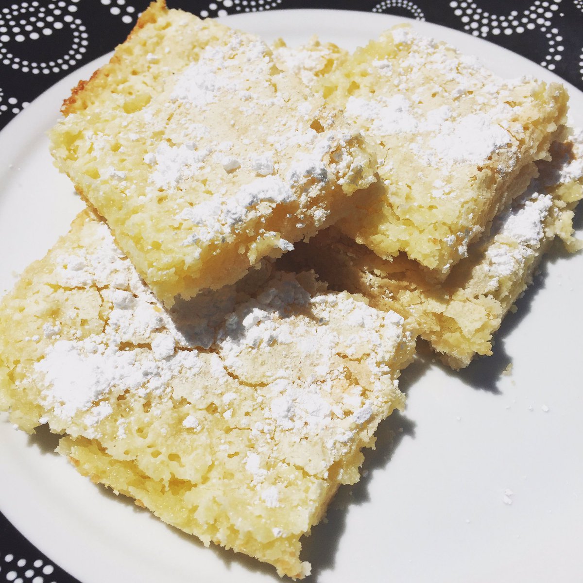 TheBrandiRhodes's tweet photo. New recipe up on the blog! #lemonladyfingers

https://t.co/Vrw6LbPy3C
🍋🍋🍋 https://t.co/AweV70lRt7