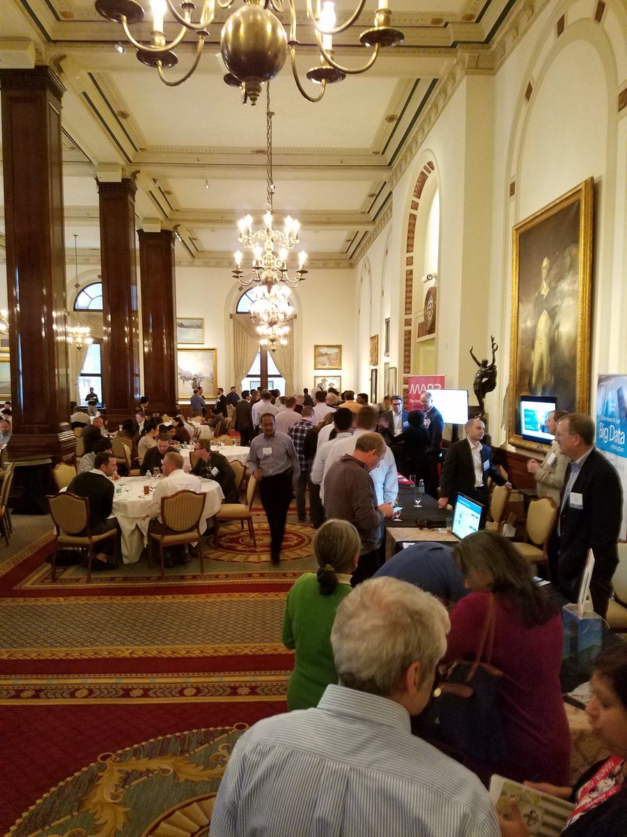 gallifreyan's tweet image. The only line longer than @kingmesal book signing at #BigDataEverywhere is the lunch line at @ulcchicago