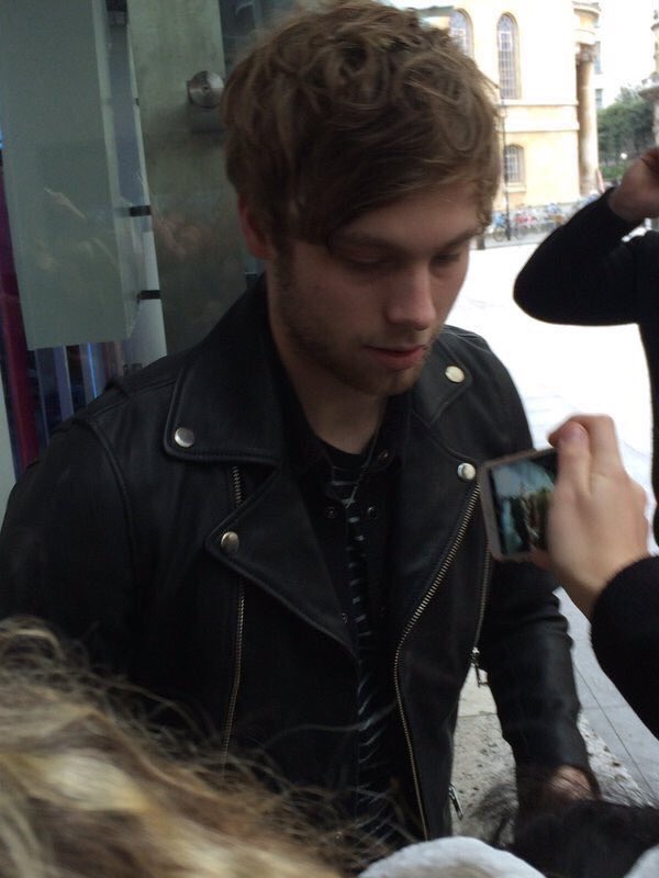 offguardlrh's tweet image. 