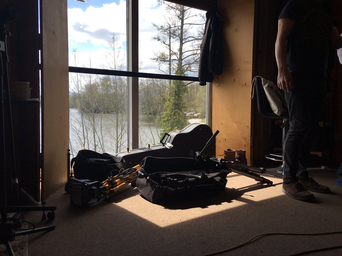 platformseshUK's tweet photo. #platformsessions #mickymoody &amp; #alimaas #musicvideo #liveproduction #lovemusic #livethelifeyoulove https://t.co/VEbGJPwsrl