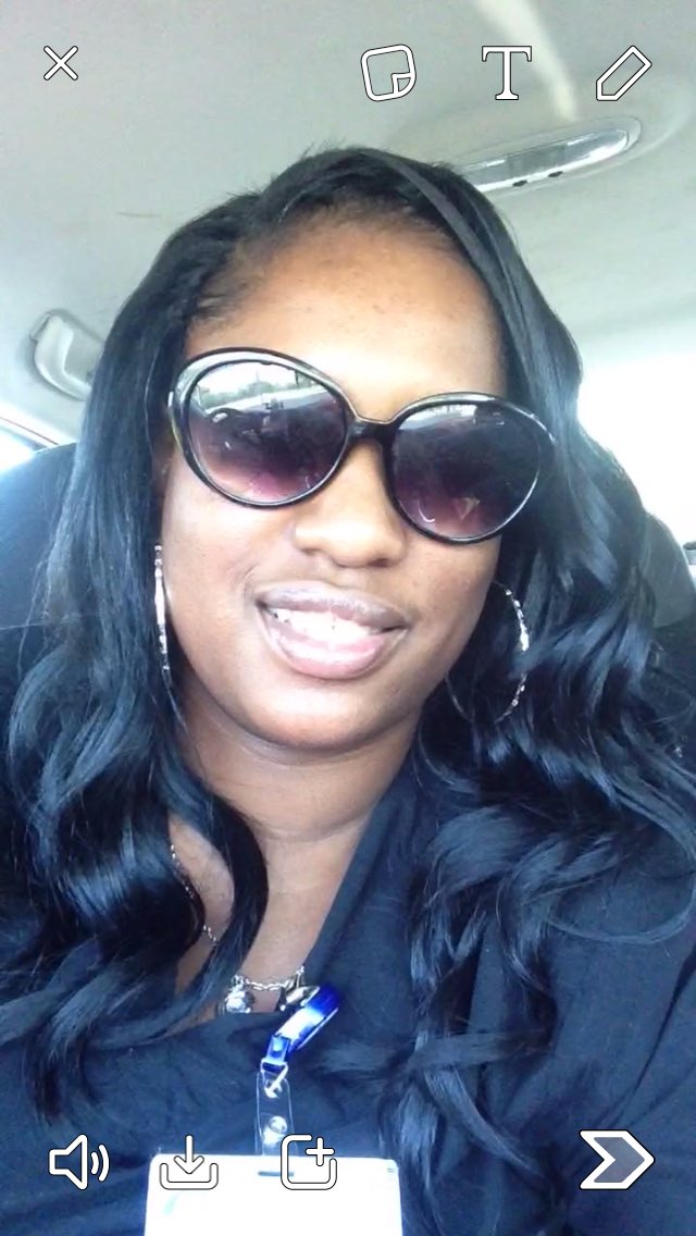 Imtht1CHICK's tweet photo. All I do is post pics of myself #colgatesmile## https://t.co/lvIfnzsSc8