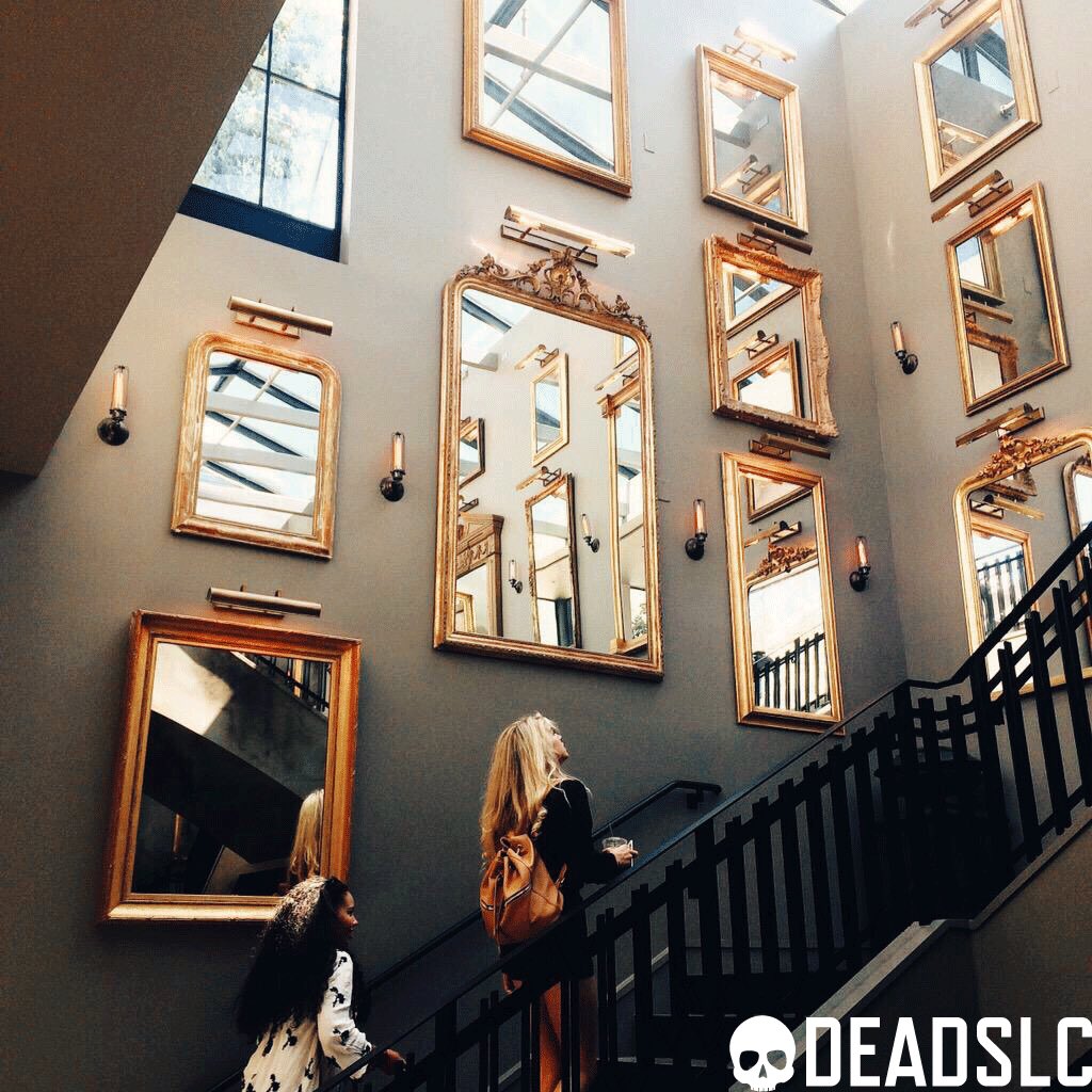 slcisdead's tweet photo. #deadslc #mirrorselfie https://t.co/cEdrGmBmOE