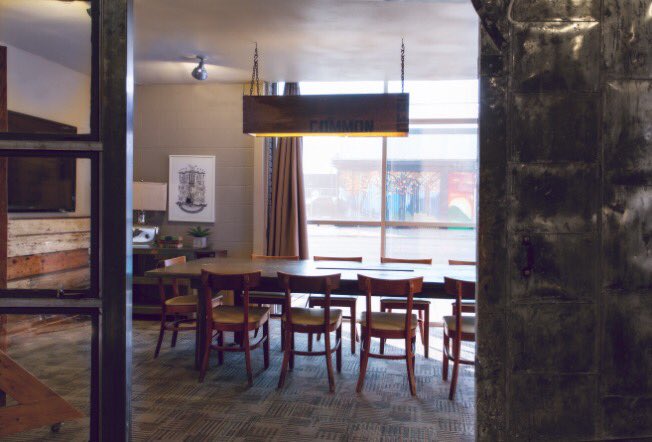 MaryClairePerry's tweet photo. @TheCommonDesk A6: the window conference room. I love the natural light (and the people watching) ha! #coworkchat https://t.co/pjp4cXJ6ft