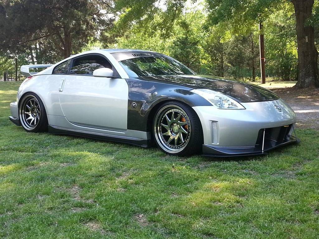 InfinitiAgora's tweet photo. #raceland #slammedenuff #loweredlifestyle #zeddwheels #prosplitters #southrnfresh #scrape #nissansfinest #z33 #g35 โฆ https://t.co/t2qJNtjdko