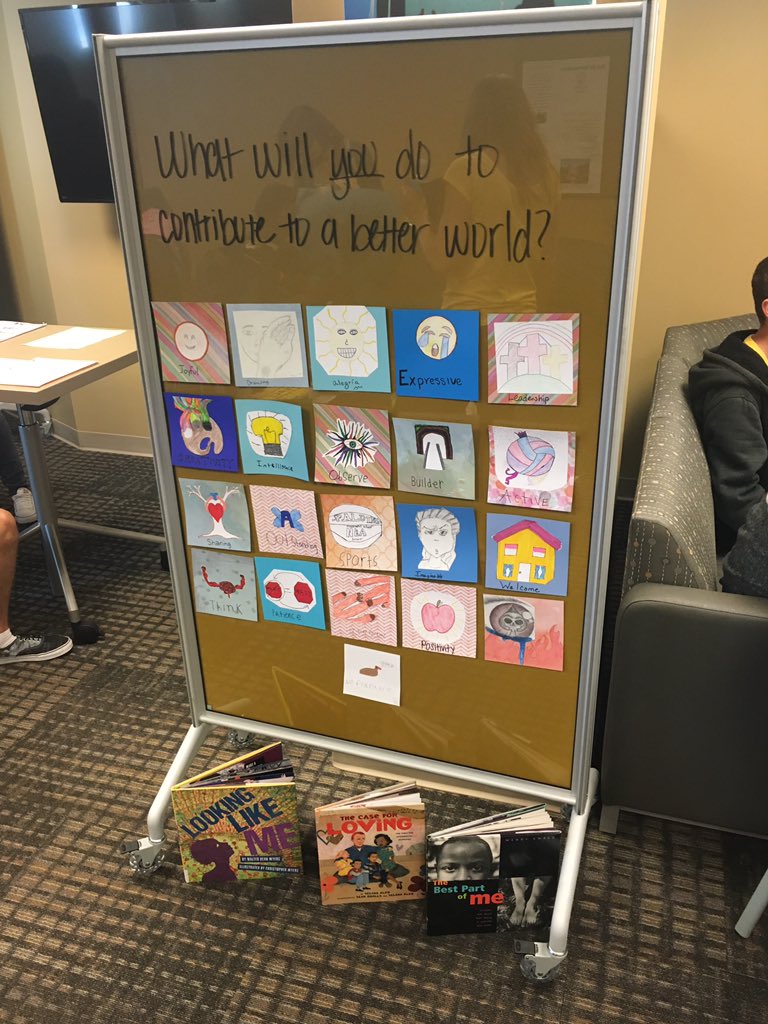MrsEdwardsELA's tweet photo. Thanks @MizzouEdBridge for having us! The students had a great time sharing their artwork and the meaning behind it! https://t.co/1MjGVM2bh1