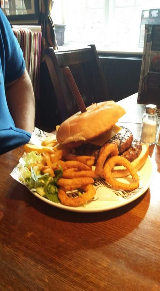 StProGaming's tweet image. Feeling stuffed haha