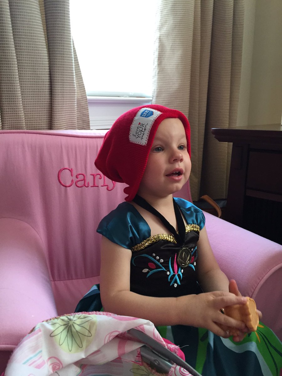EmoryLYM's tweet photo. Emory LYM threw a princess party for our little princess, Carly and her friends! Anna &amp; Elsa even stopped by! #LYM https://t.co/43vzV60bWV