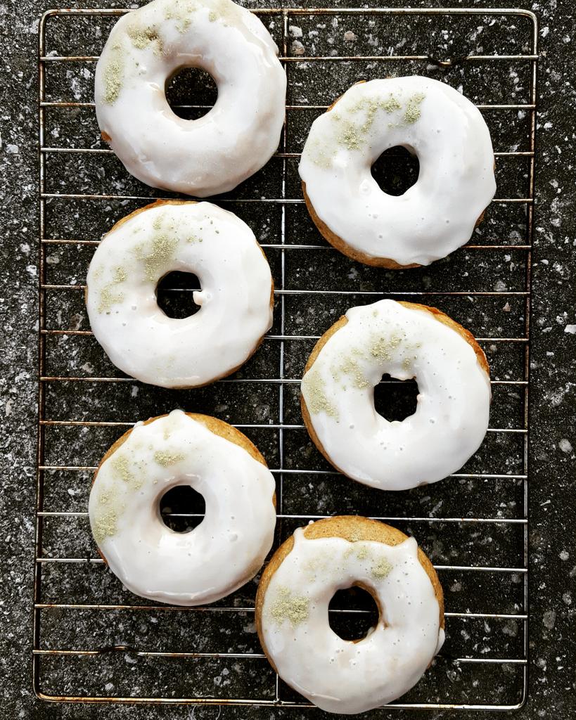 AmyKimberlainRD's tweet photo. Caved & bought a 🍩pan. Had to make these Buttermilk Glazed Matcha 🍩by @Cooking_Light Mad about #matcha ❤ #cookCL https://t.co/nqmrTUbA30