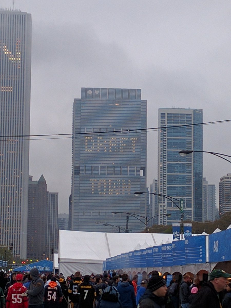 Jdubs4Jon's tweet image. NFL Draft tow #dadraft