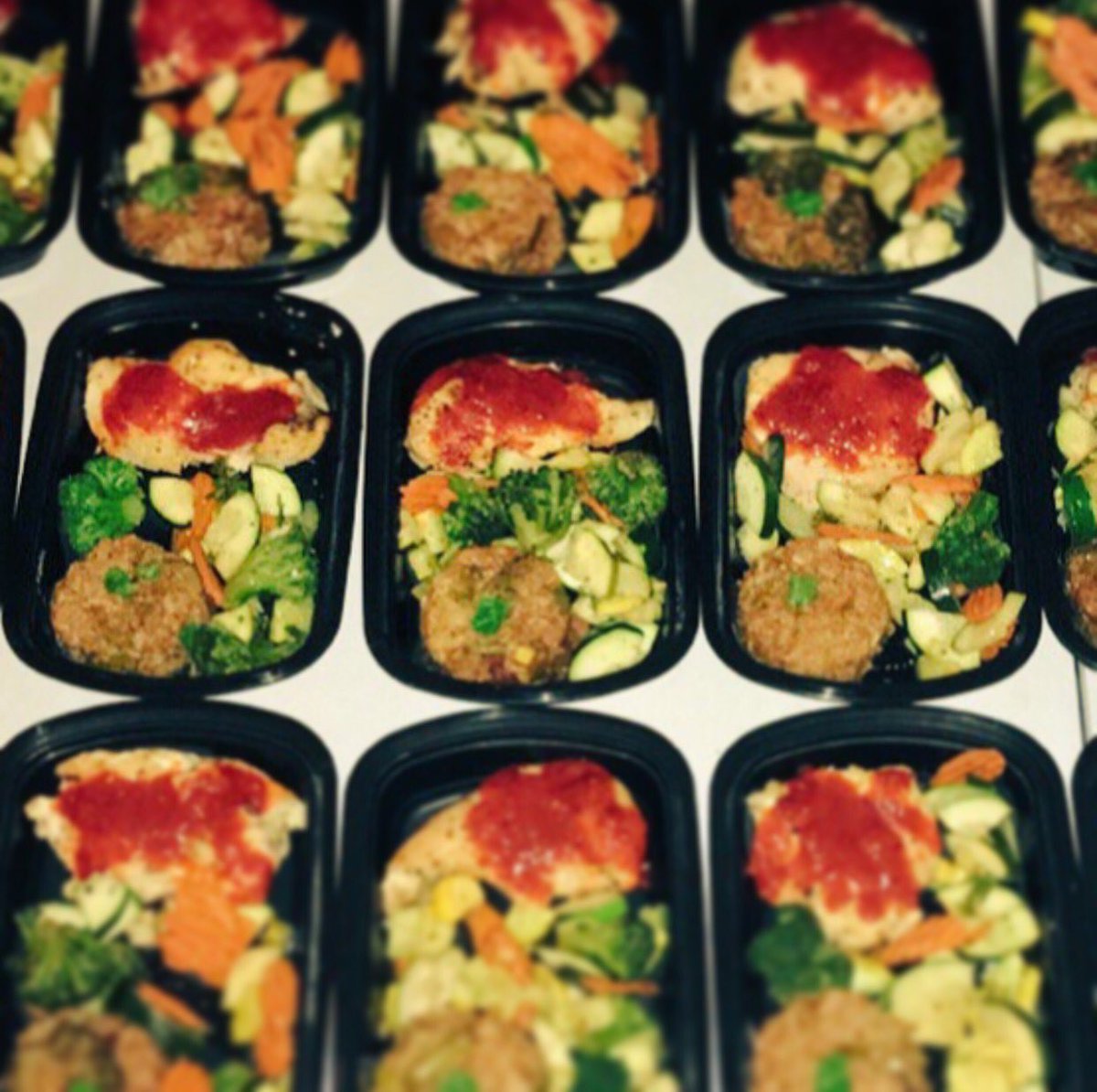 breakingbreadwv's tweet image. GER YOUR ORDERS IN BY 10 a.m. TOMORROW!!! Any questions? Email us at breakingbreadwv@gmail.com or DM us!