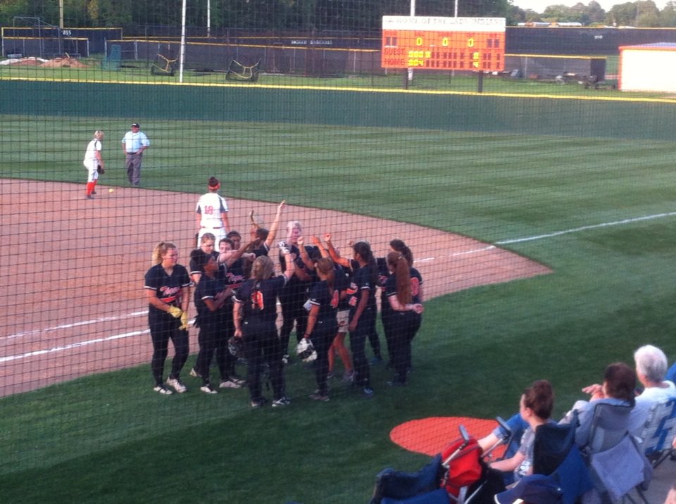 Drummond_Tigers's tweet photo. Lady Tigers ballin' tonight!!! Playoffs are a habit!!! #cisdtigers #GoTigers #LookedSHARP https://t.co/fbYr1e3mo2