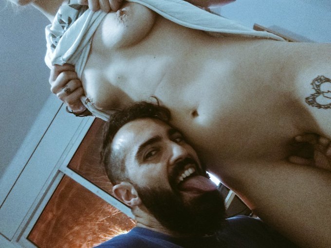 En media hora #SuperShow  con @zayas_shows !!! @Cam4_ES @Cam4 @Cam4 !😋😋 https://t.co/tIgUfsjCVz<a href="/tag/supershow"class="tags">#SuperShow</a><a class="tags" href="/tag/zayas_shows">@zayas_shows</a>