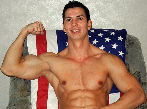 #Gay #MuscleCam Muscular Chris Live! Jerk Off With Hugh! Now at https://t.co/zDbZsDyOz5! https://t.c