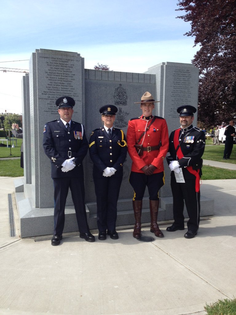 Coming together to honour all fallen Emergency Workers. #yyj