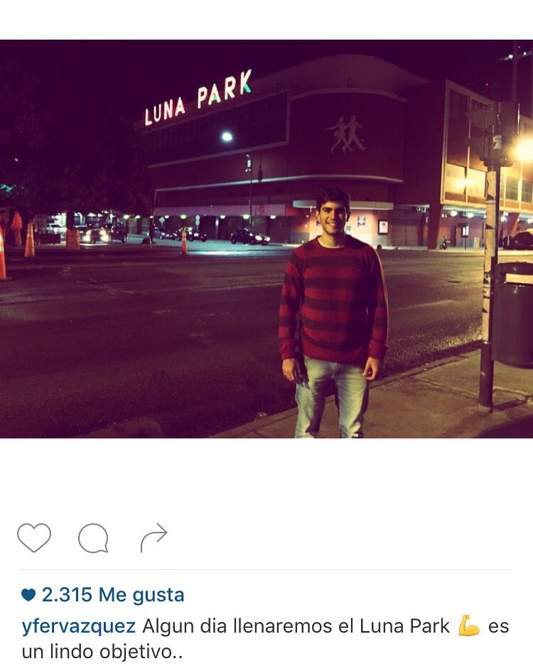 yFervazquez's tweet photo. Los sueños se cumplen. 

Foto del 23/4/2015

Los quiero😊❤️ https://t.co/UAKXvJGJs8