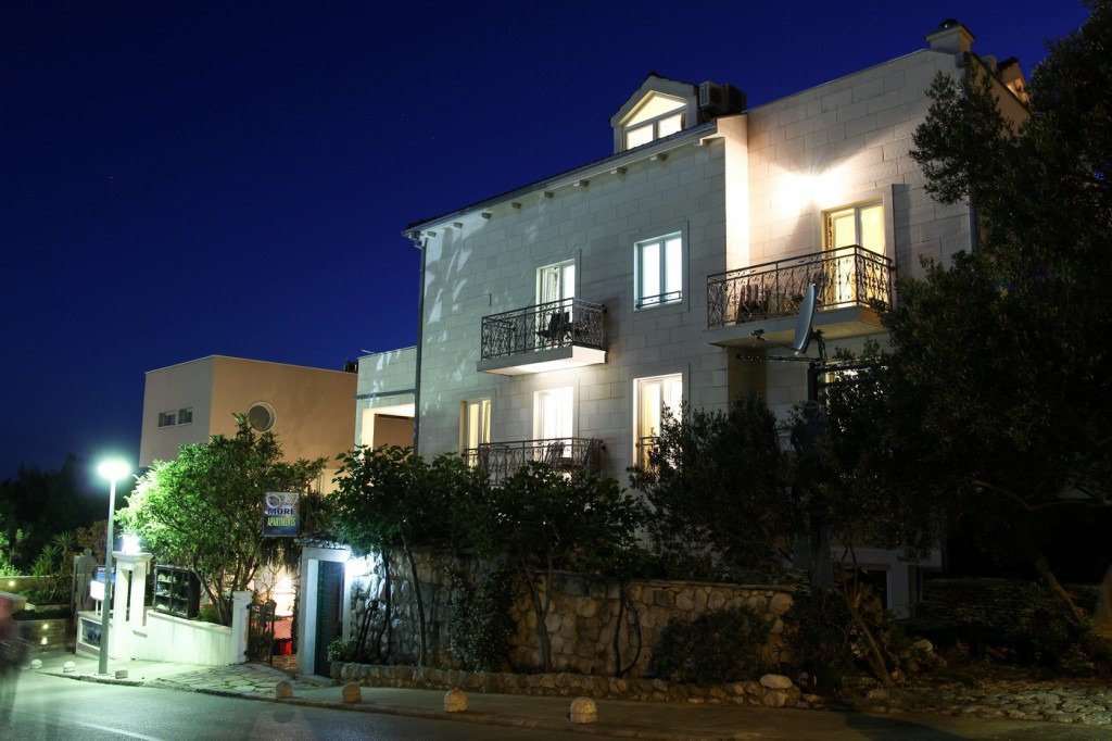 Turist_Agency's tweet photo. Villas#www.croatialuxuryvillas.net#makarska riviera#holiday#book your apartments# https://t.co/zsQ8N5VZi2