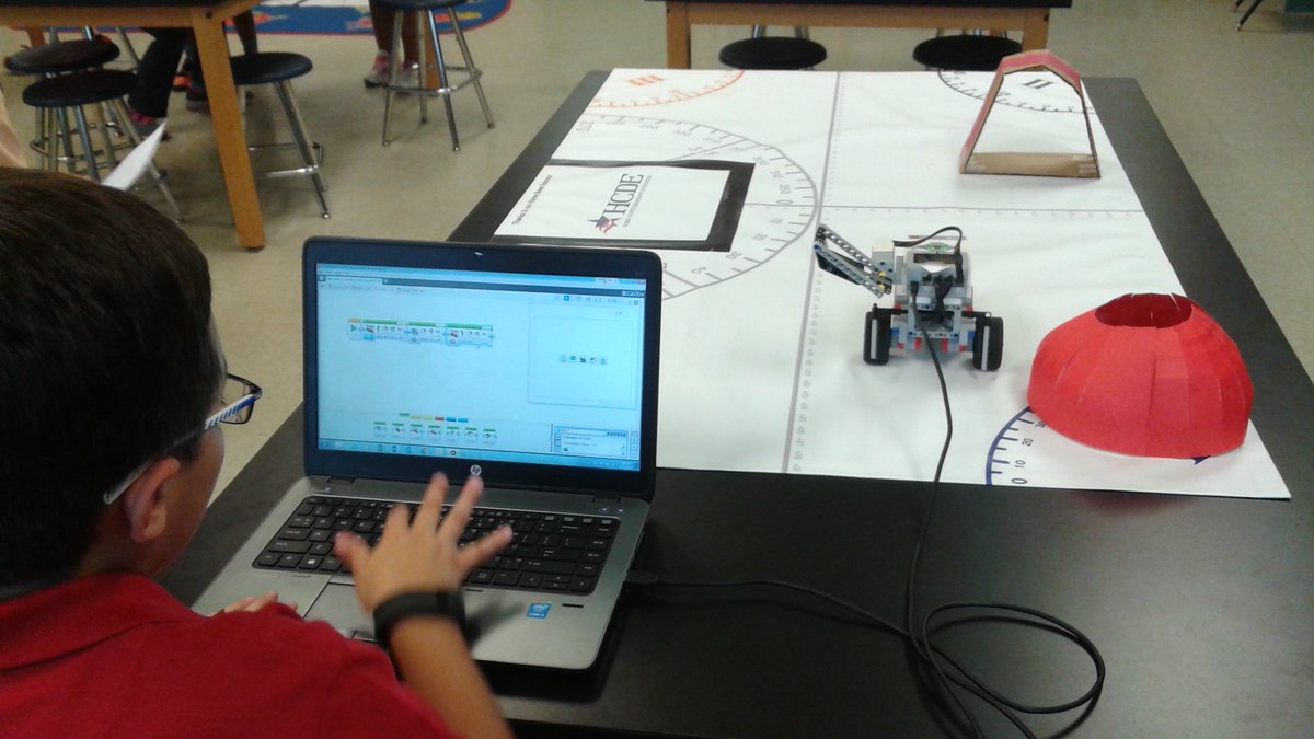 bradley quentin tweet media